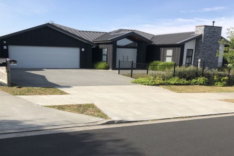 Photo of property in 4 Longbow Terrace, Flagstaff, Hamilton, 3210