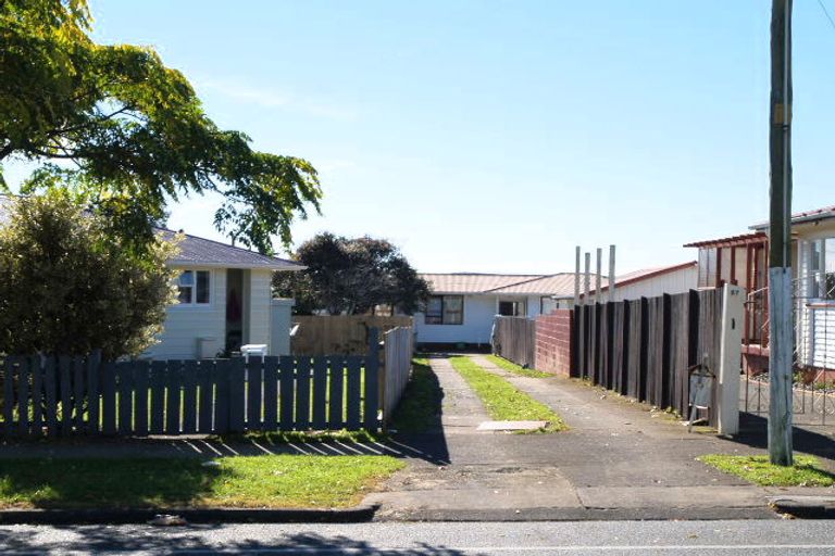 Photo of property in 59 Vine Street, Mangere East, Auckland, 2024