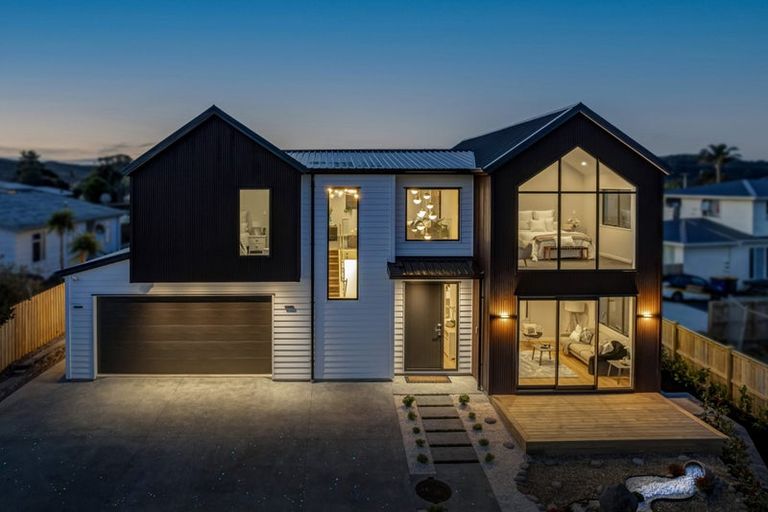 Photo of property in 17a Alexandra Street, Riverhead, 0820