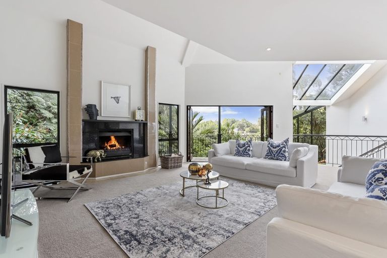 Photo of property in 64 Scenic Drive, Titirangi, Auckland, 0604