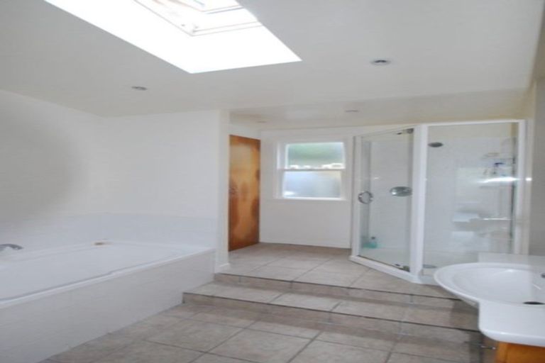 Photo of property in 12 Jackson Street, Island Bay, Wellington, 6023