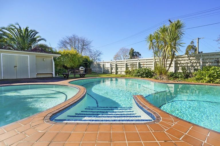 Photo of property in 2/10 Hunter Street, Hamilton Lake, Hamilton, 3204