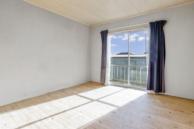 Photo of property in 12 Gardiner Grove, Mangere East, Auckland, 2024