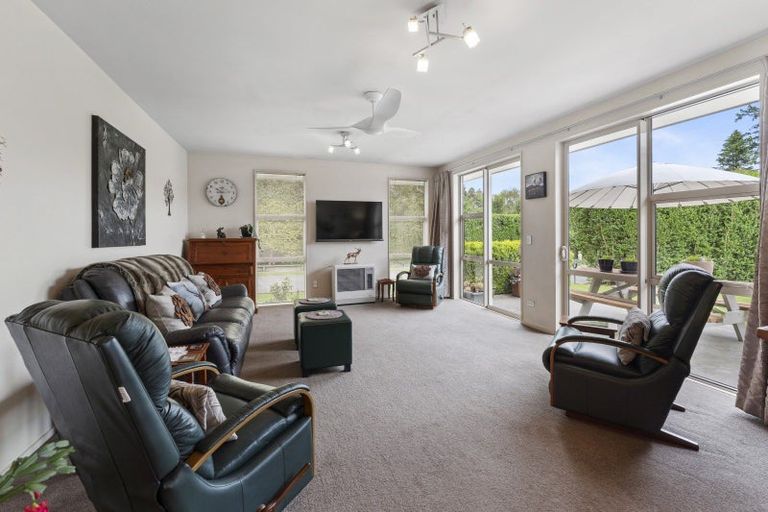 Photo of property in 11 Church Street, Oxford, 7430