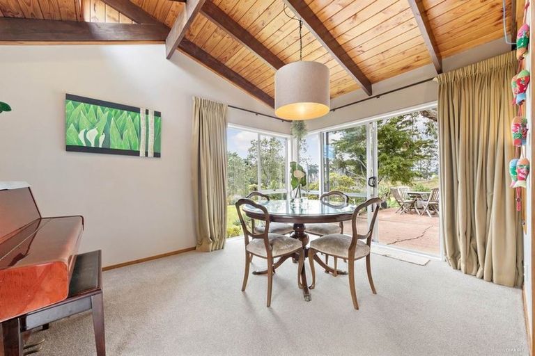 Photo of property in 30 Penfold Place, Henderson, Auckland, 0610