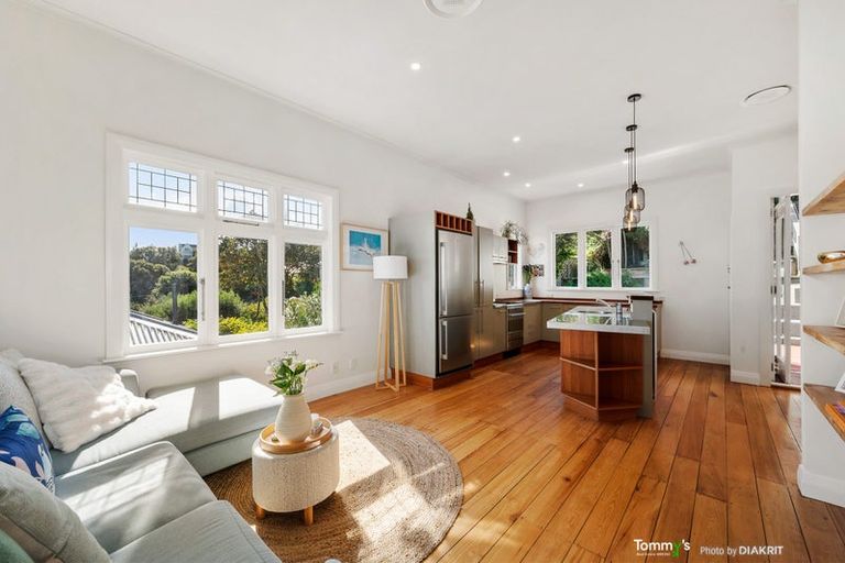 Photo of property in 553 Broadway, Miramar, Wellington, 6022