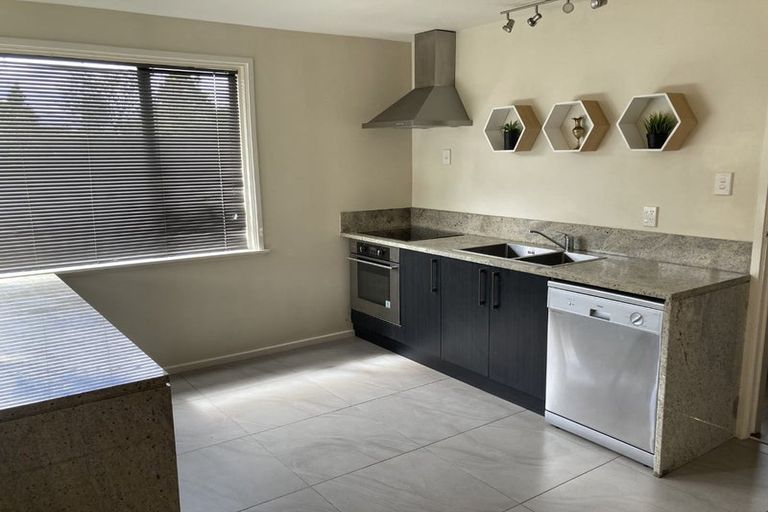 Photo of property in 7 Hartnell Place, Avonside, Christchurch, 8061