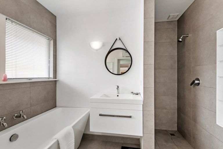 Photo of property in 23 Delaware Crescent, Russley, Christchurch, 8042