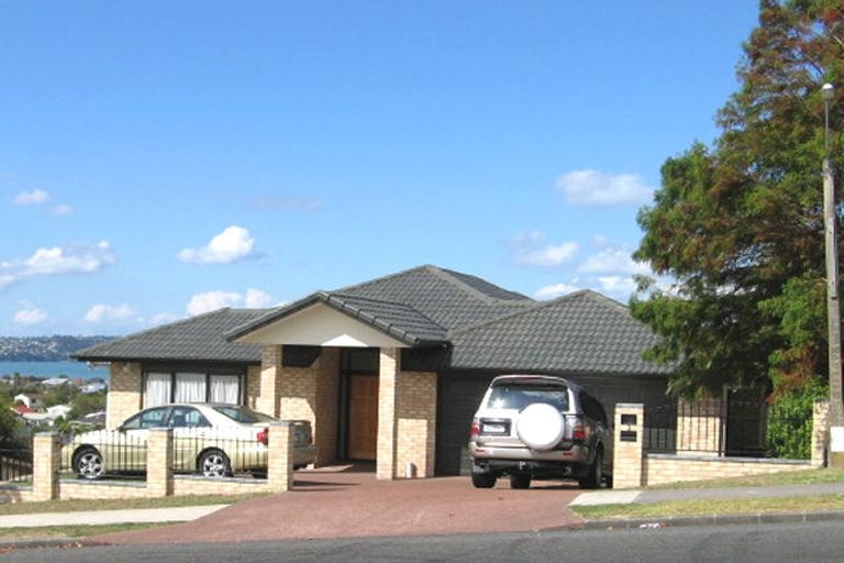 Photo of property in 3 Matisse Drive, West Harbour, Auckland, 0618