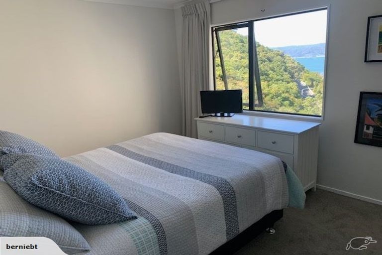 Photo of property in 2/19 Onslow Road, Khandallah, Wellington, 6035