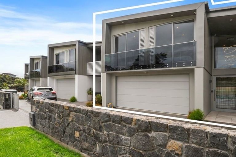 Photo of property in 579a Laurie Southwick Parade, Gulf Harbour, Whangaparaoa, 0930