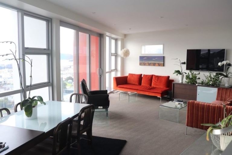 Photo of property in Summit Apartments, 29/184 Molesworth Street, Thorndon, Wellington, 6011