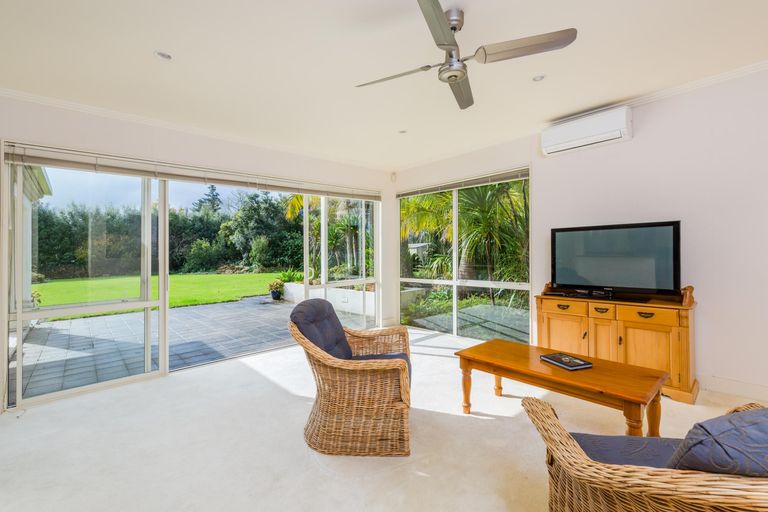 Photo of property in 74 Waipapa Road, Kerikeri, 0230