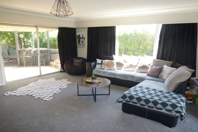 Photo of property in 91 Russell Street, Alexandra, 9320