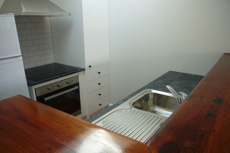 Photo of property in 56 Majoribanks Street, Mount Victoria, Wellington, 6011