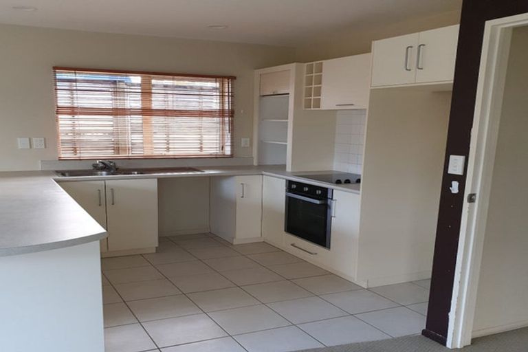 Photo of property in 3a Stevenson Road, Clarks Beach, 2122