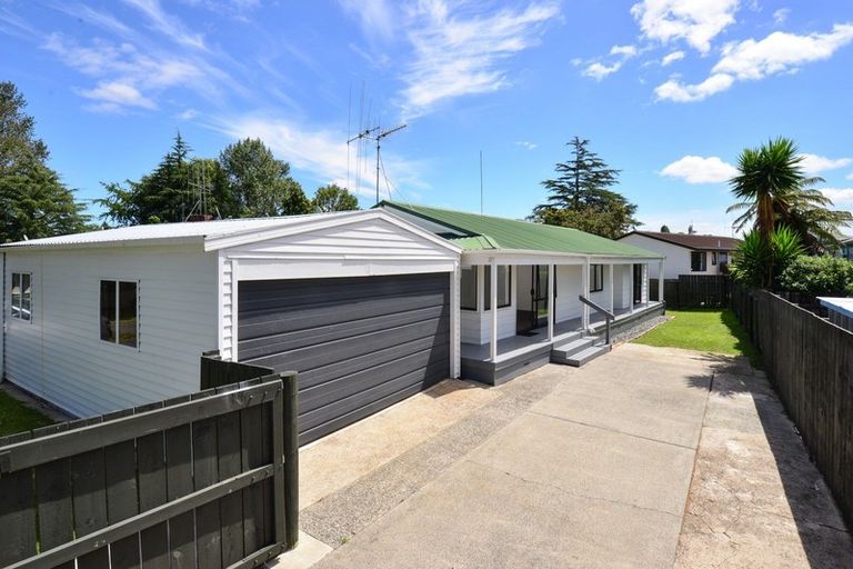 Photo of property in 4a Saint Lukes Place, Bader, Hamilton, 3206