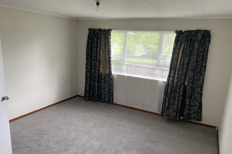 Photo of property in 2/30 Heathberry Close, Papatoetoe, Auckland, 2025