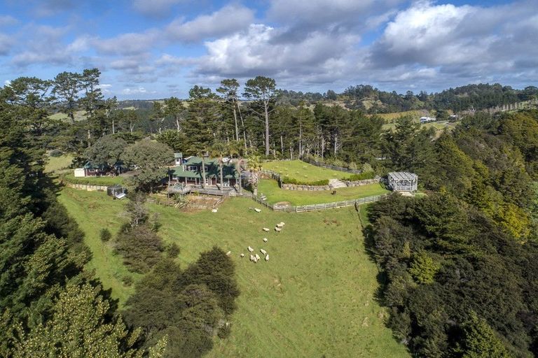 Photo of property in 72 Fiddlers Hill Road, Puhoi, Warkworth, 0994