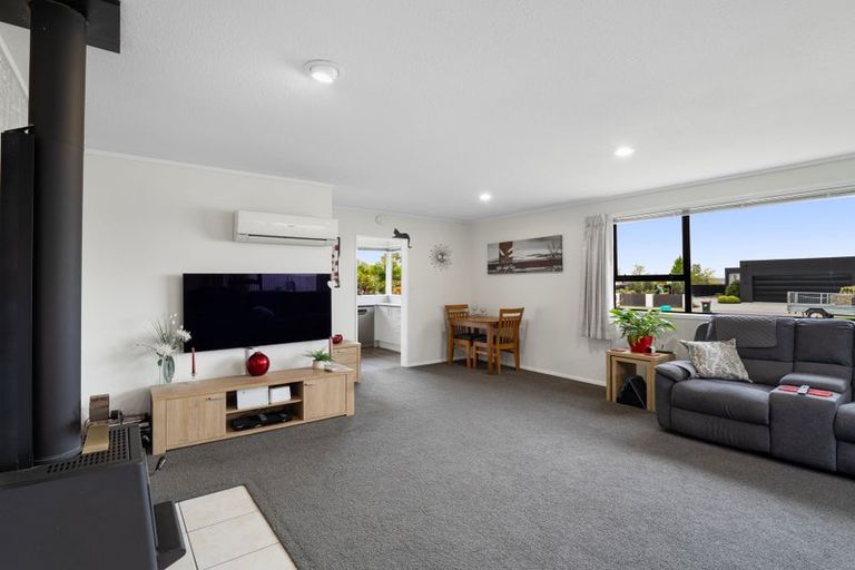 Photo of property in 32 Nixon Street, Tinwald, Ashburton, 7700