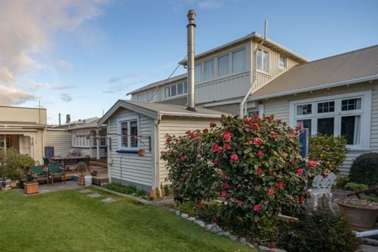Photo of property in 20 Hamilton Street, Hokitika, 7810