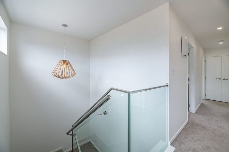 Photo of property in 36b Kaikoura Street, Maupuia, Wellington, 6022