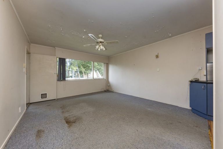 Photo of property in 6/39b Harrington Road, Henderson, Auckland, 0610