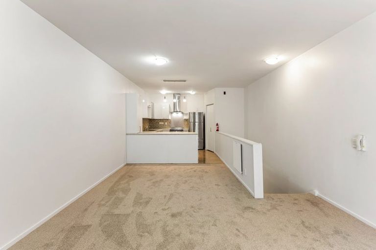 Photo of property in Luxford Villas, 108/72 Herald Street, Berhampore, Wellington, 6023