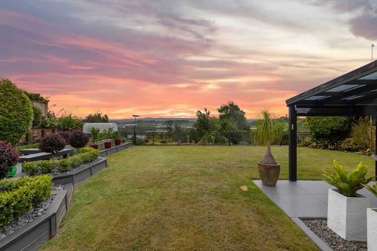 Photo of property in 40 Rexford Heights, Pyes Pa, Tauranga, 3112