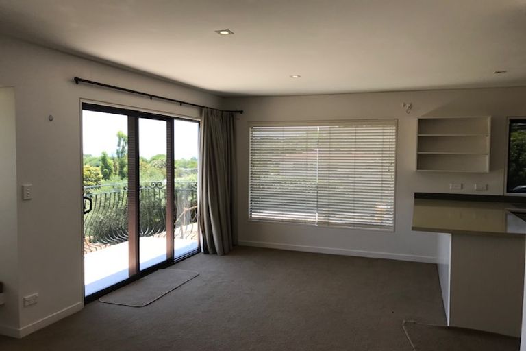 Photo of property in 34a Rawhiti Road, Manly, Whangaparaoa, 0930