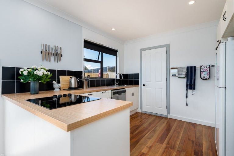 Photo of property in 22 Highbury Avenue, Highbury, Palmerston North, 4412