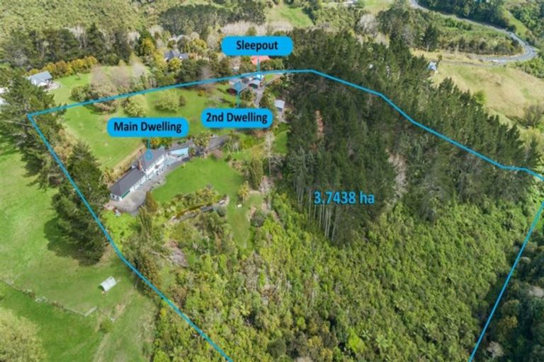 Photo of property in 288 Whitford Road, Whitford, Howick, 2571