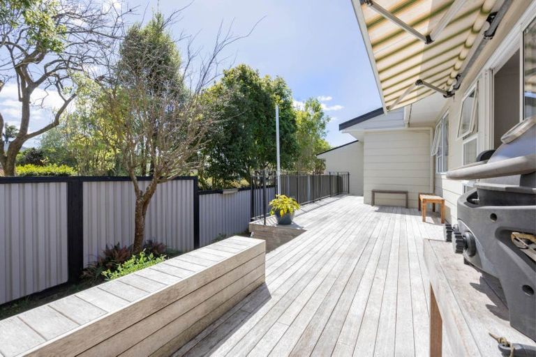 Photo of property in 2/12 Parker Avenue, New Lynn, Auckland, 0600