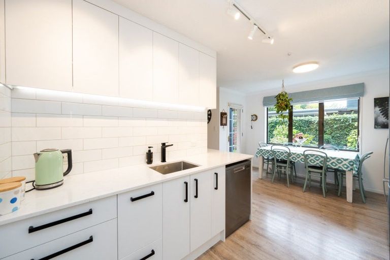 Photo of property in 609 Roberts Street, Hastings, 4122