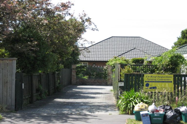 Photo of property in 2/8 Avonhead Road, Avonhead, Christchurch, 8042