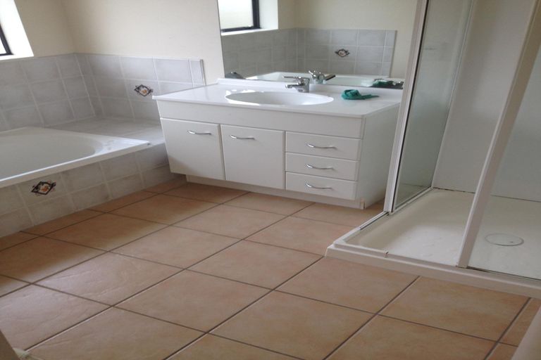 Photo of property in 2c George Street, Papakura, 2110