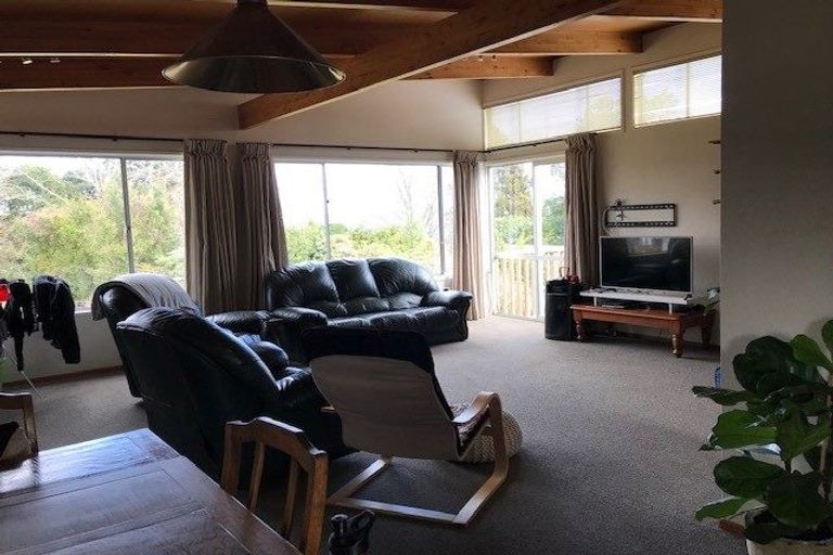 Photo of property in 9 Norfolk Road, Waipahihi, Taupo, 3330