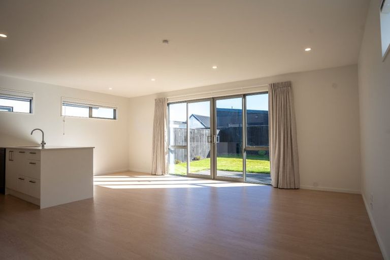 Photo of property in 11 Comer Street, Halswell, Christchurch, 8025