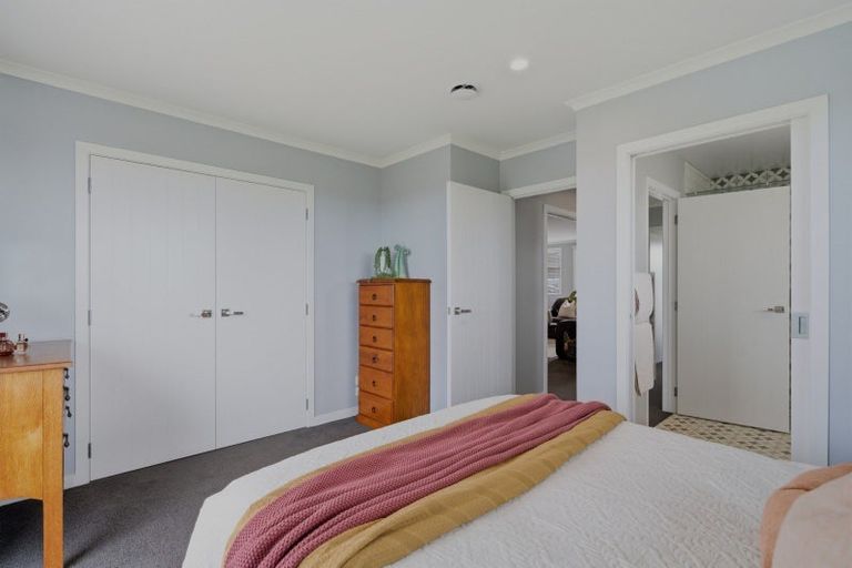 Photo of property in Waterview Estate, 28/4 Greystone Place, Omokoroa, 3114