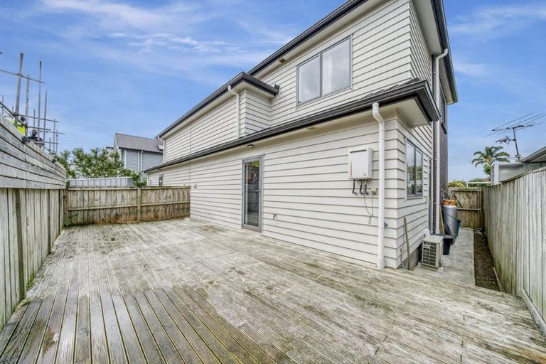 Photo of property in 28a Fernaig Street, Papakura, 2110