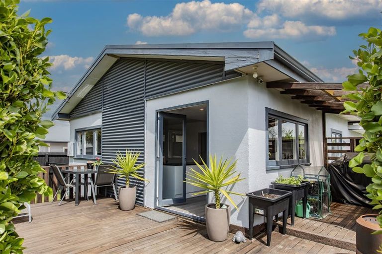 Photo of property in 33 East Belt, Rangiora, 7400