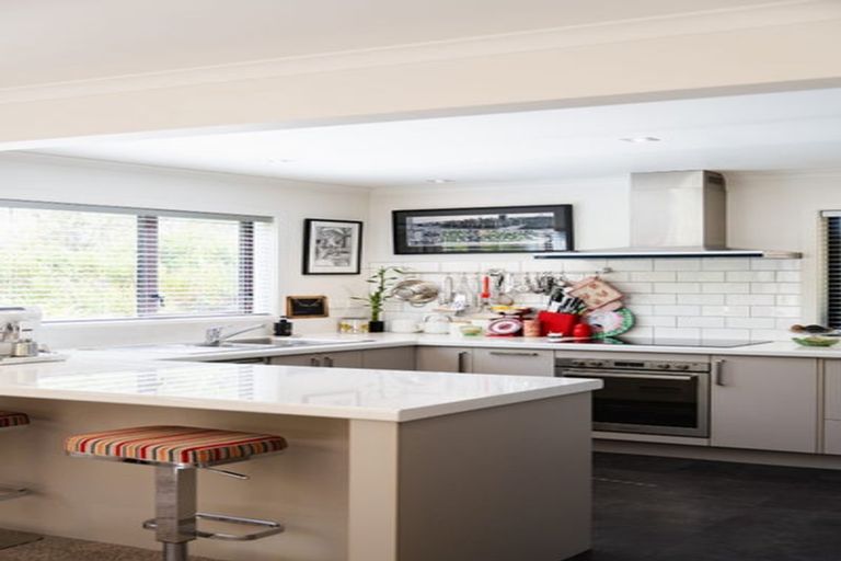 Photo of property in 75 Glenross Street, Glenross, Dunedin, 9011