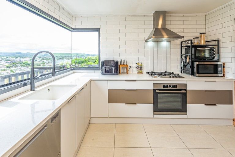 Photo of property in 50 Parkdale Drive, Aramoho, Whanganui, 4500