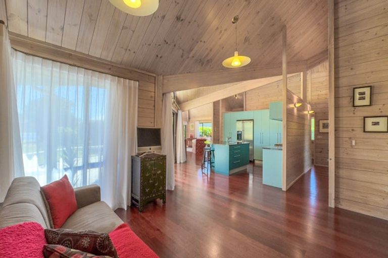 Photo of property in 79 Tangiteroria Lane, Pauanui, Hikuai, 3579