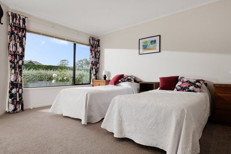 Photo of property in 6 Jason Place, Pyes Pa, Tauranga, 3112