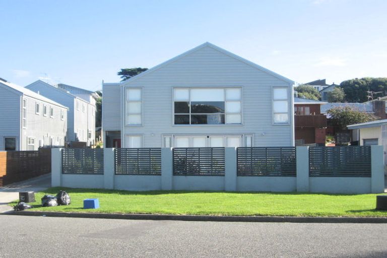 Photo of property in 9b Lambley Road, Titahi Bay, Porirua, 5022