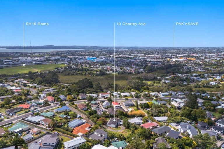 Photo of property in 19 Chorley Avenue, Massey, Auckland, 0614