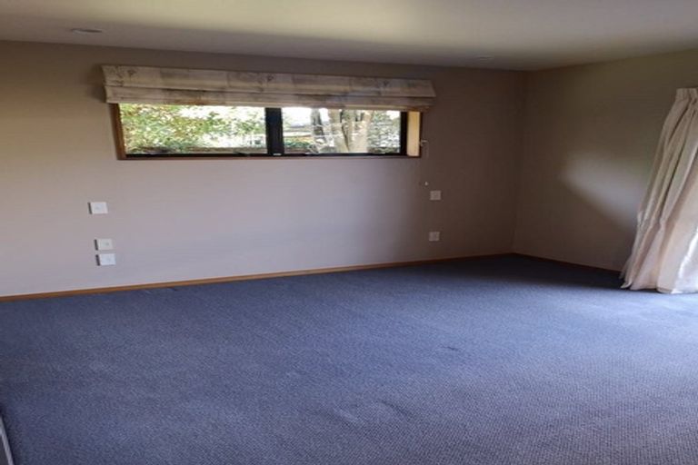 Photo of property in 88 Regency Crescent, Redwood, Christchurch, 8051