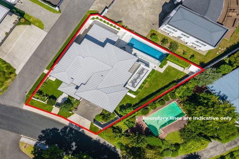 Photo of property in 6d Burford Place, Mellons Bay, Auckland, 2014