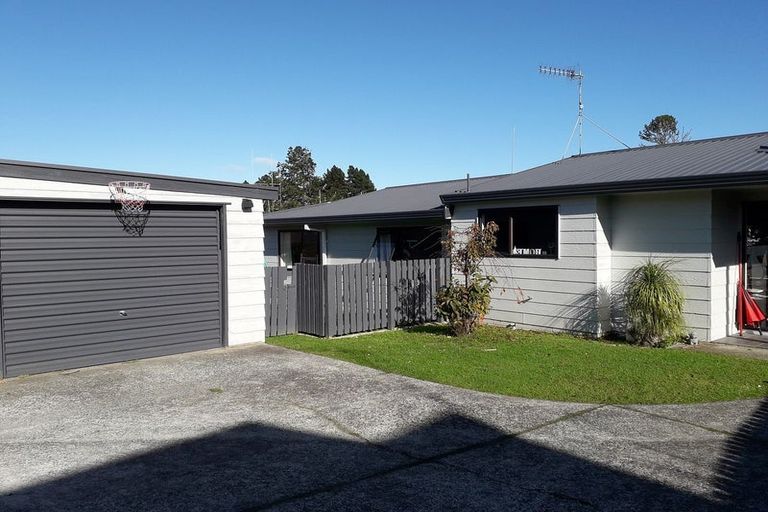 Photo of property in 7 Pokapu Place, Bethlehem, Tauranga, 3110
